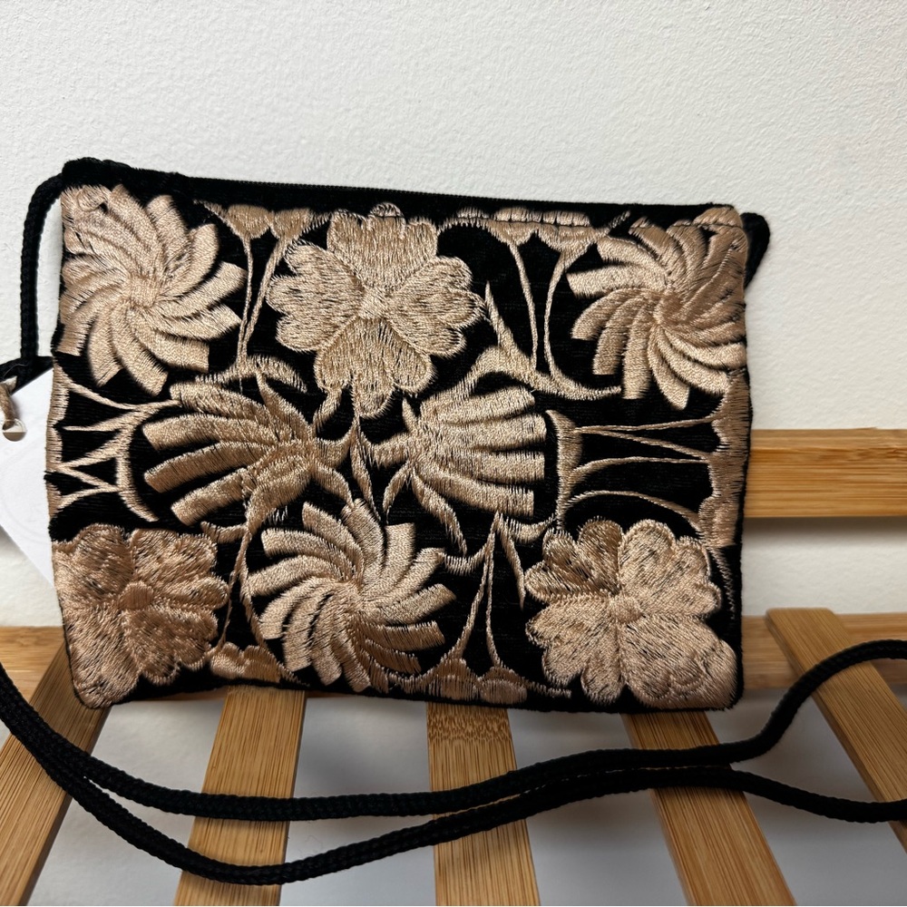 Elegant Floral Embroidered Black and Gold Women's Bag